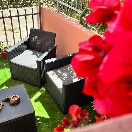 Bougainvillea Home - Ospedale Policlinico מונסרטו מראה חיצוני תמונה