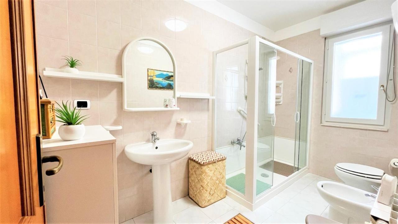 Bougainvillea Home - Ospedale Policlinico מונסרטו מראה חיצוני תמונה